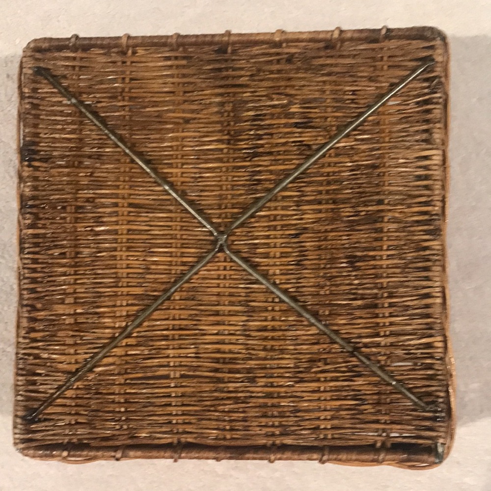 Metal and Wicker Napkin Holder - Picture 3 of 8